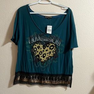 Crash and burn buckle cropped graphic t-shirt